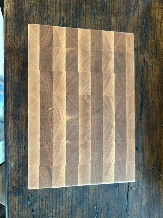 End Grain Cutting Board